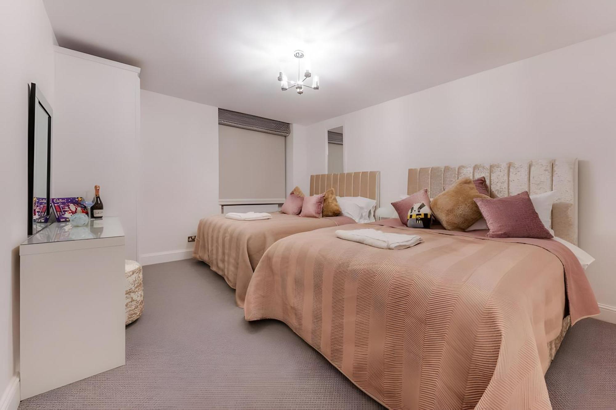 Harley Street Spectacular Suites With High Ceilings, High Luxury Londra Exterior foto